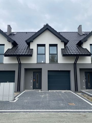 dom szeregowy, 4 pokoje Mędłów, ul. Czereśniowa. Zdjęcie 1