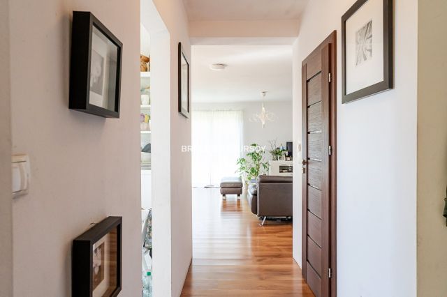 dom wolnostojący, 7 pokoi Kraków Zwierzyniec, ul. Księcia Józefa. Zdjęcie 35