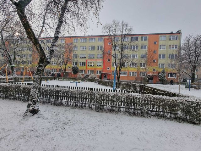 Mieszkanie 3-pokojowe Pabianice Piaski, ul. Wileńska. Zdjęcie 1