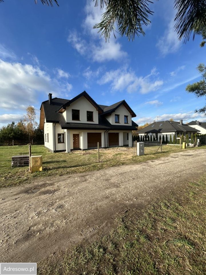 bliźniak, 5 pokoi Skubianka. Zdjęcie 3