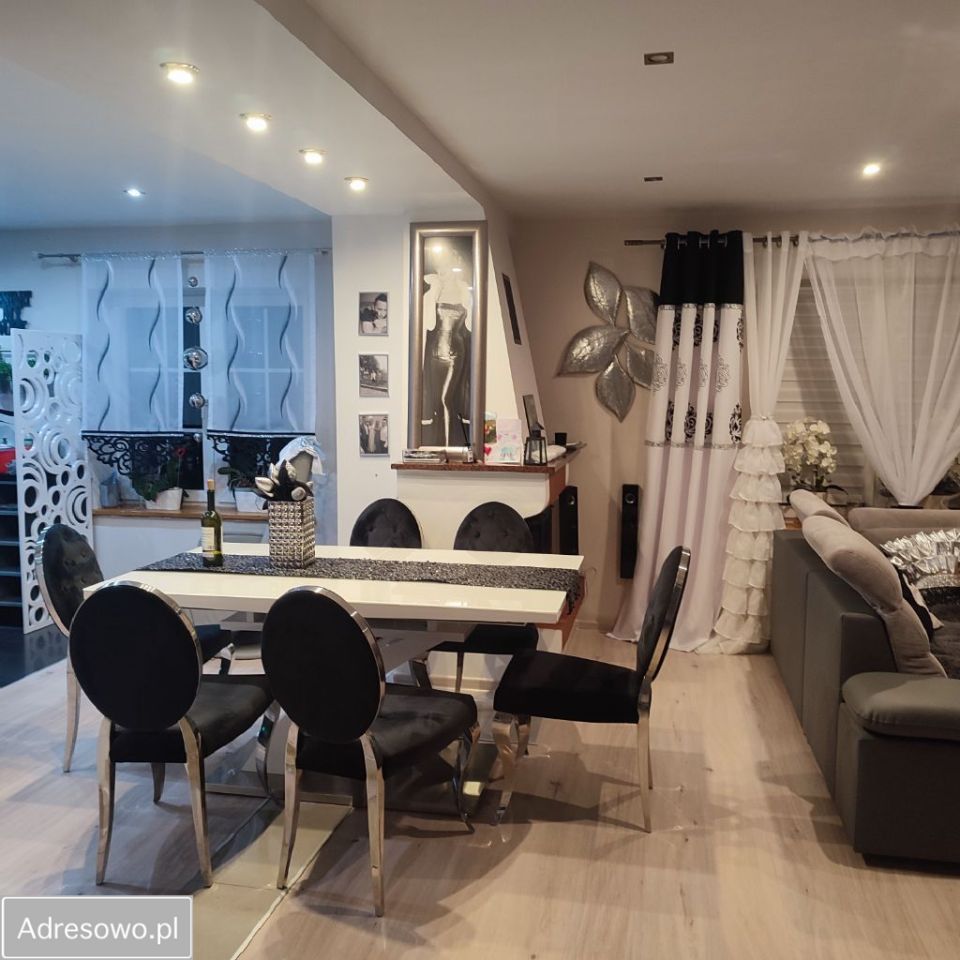 dom wolnostojący, 5 pokoi Pękanino