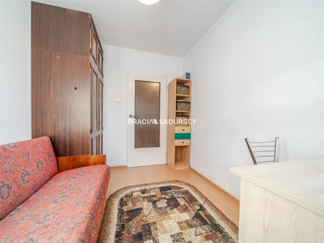 Mieszkanie 3-pokojowe Kraków Czyżyny, os. Dywizjonu 303. Zdjęcie 10