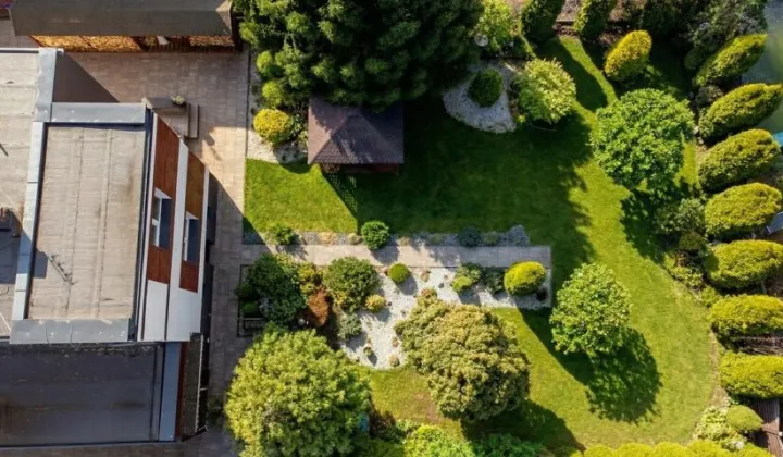dom wolnostojący, 5 pokoi Elbląg, ul. Dębowa