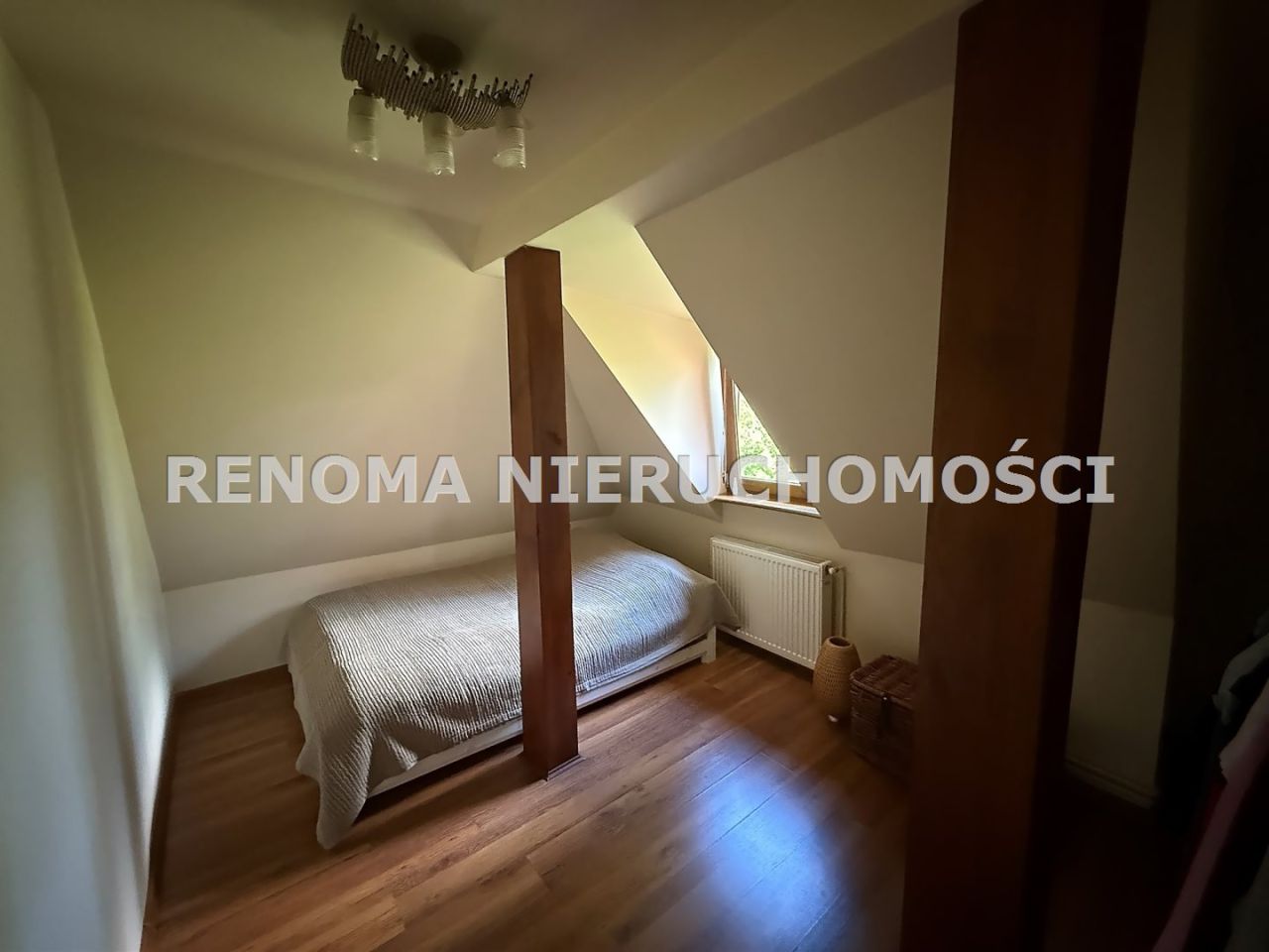 Mieszkanie 4-pokojowe Szczawno-Zdrój, ul. Klonowa. Zdjęcie 9