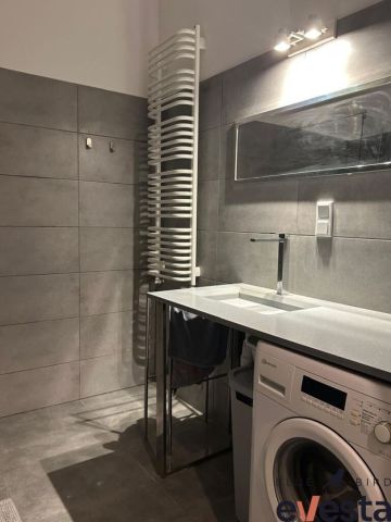 Mieszkanie 2-pokojowe Wrocław, ul. gen. Antoniego Madalińskiego. Zdjęcie 4