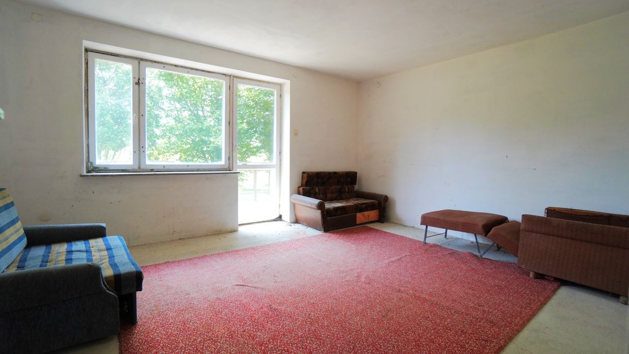 dom wolnostojący, 5 pokoi Wapienne. Zdjęcie 3