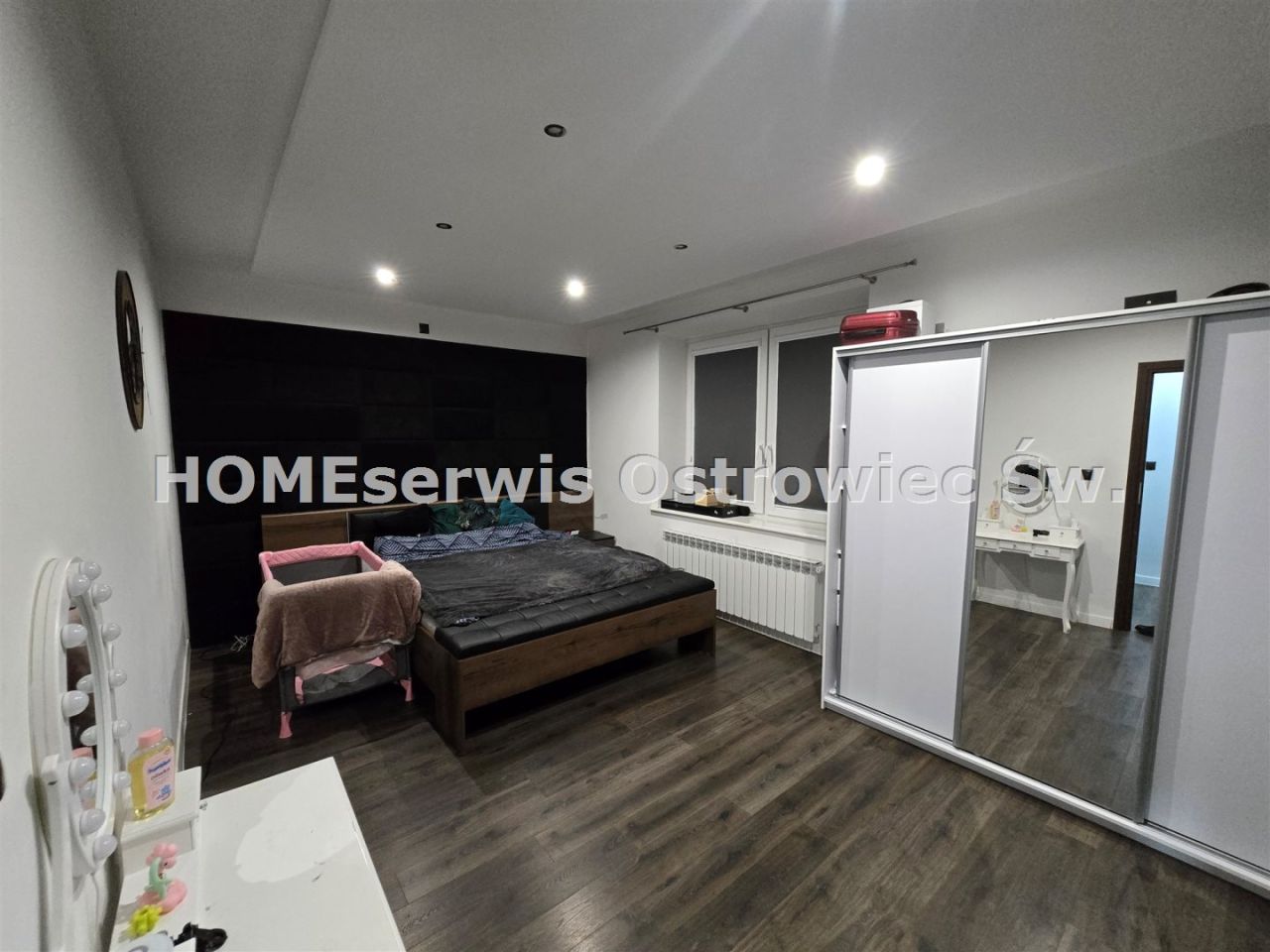 kamienica Ostrowiec Świętokrzyski Centrum, ul. Sławomira Czerwińskiego. Zdjęcie 2