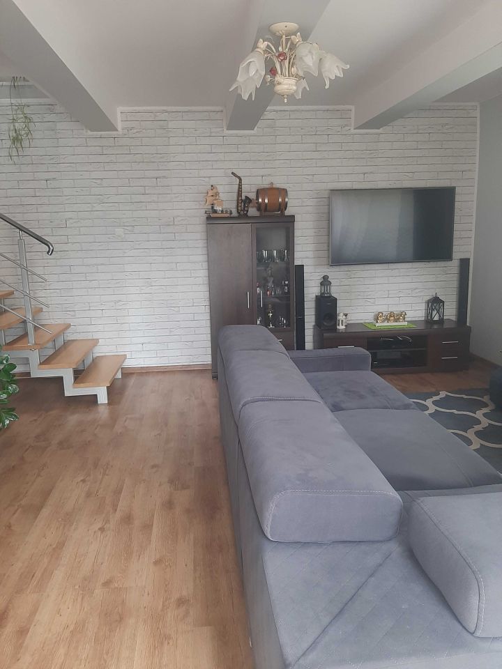 dom wolnostojący, 4 pokoje Krasne. Zdjęcie 2