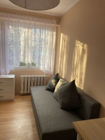 Mieszkanie 3-pokojowe Kalisz, ul. Cegielniana. Zdjęcie 1