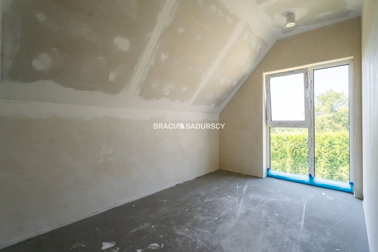 dom wolnostojący, 4 pokoje Ujazd. Zdjęcie 16