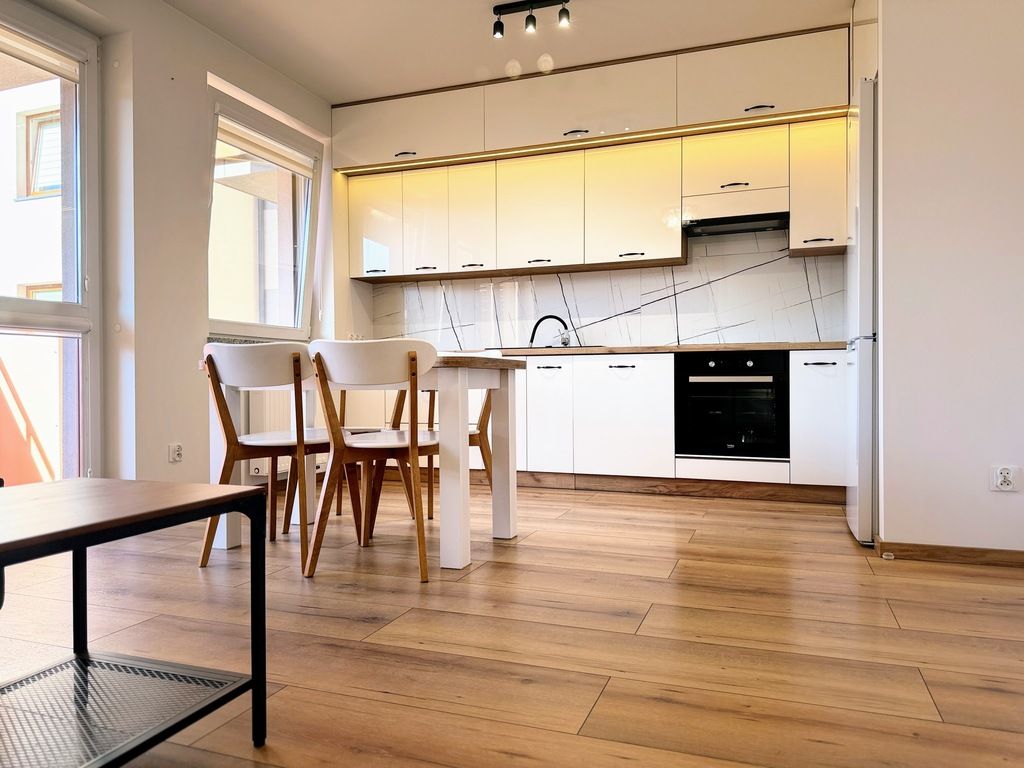 Mieszkanie 2-pokojowe Rzeszów Staromieście, ul. Teofila Niecia. Zdjęcie 3