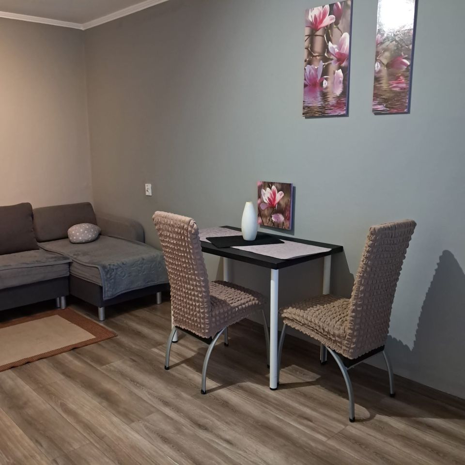 Mieszkanie 2-pokojowe Kielce Bocianek, ul. Stanisława Wyspiańskiego. Zdjęcie 1