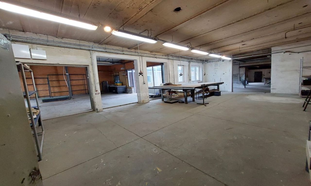 Hala/magazyn Marki, ul. Wesoła. Zdjęcie 3