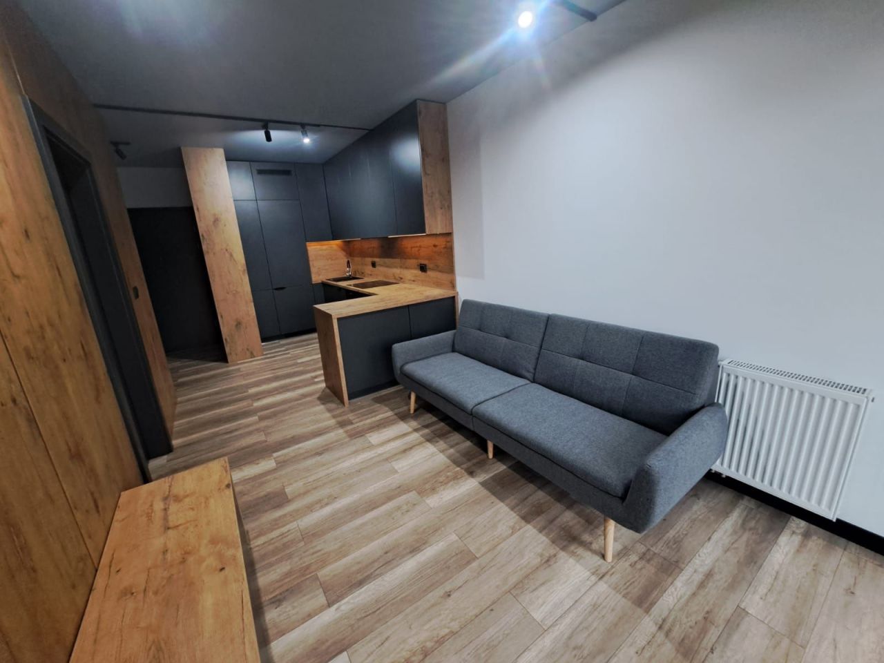 Mieszkanie 2-pokojowe Bielsko-Biała Trzy Lipki. Zdjęcie 1