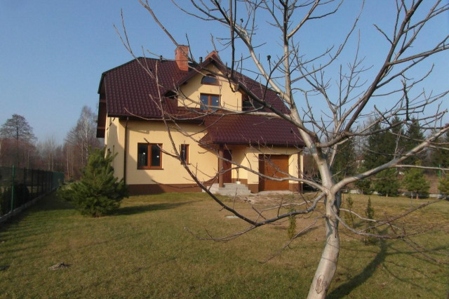 dom wolnostojący, 7 pokoi Grodzisk Mazowiecki. Zdjęcie 1