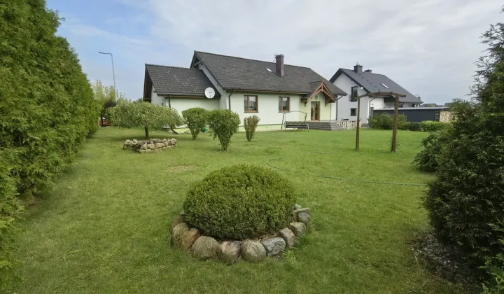 dom wolnostojący, 4 pokoje Potulice