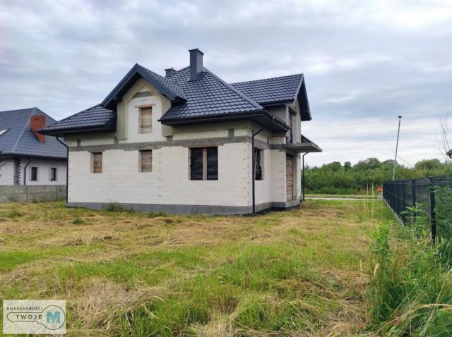 dom wolnostojący, 6 pokoi Chmielnik. Zdjęcie 6