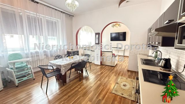 dom wolnostojący, 5 pokoi Tomaszów Mazowiecki, ul. Spalska. Zdjęcie 1