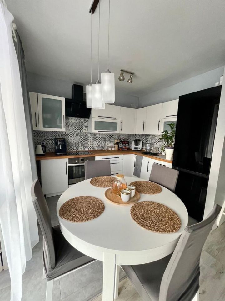 Mieszkanie 3-pokojowe Tychy, al. Bielska. Zdjęcie 2