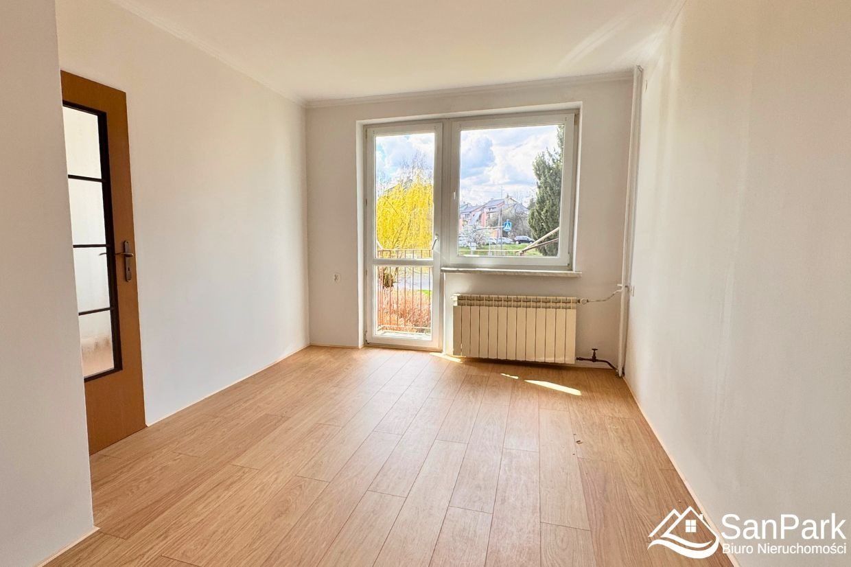 Mieszkanie 4-pokojowe Lesko, ul. Słowackiego. Zdjęcie 2