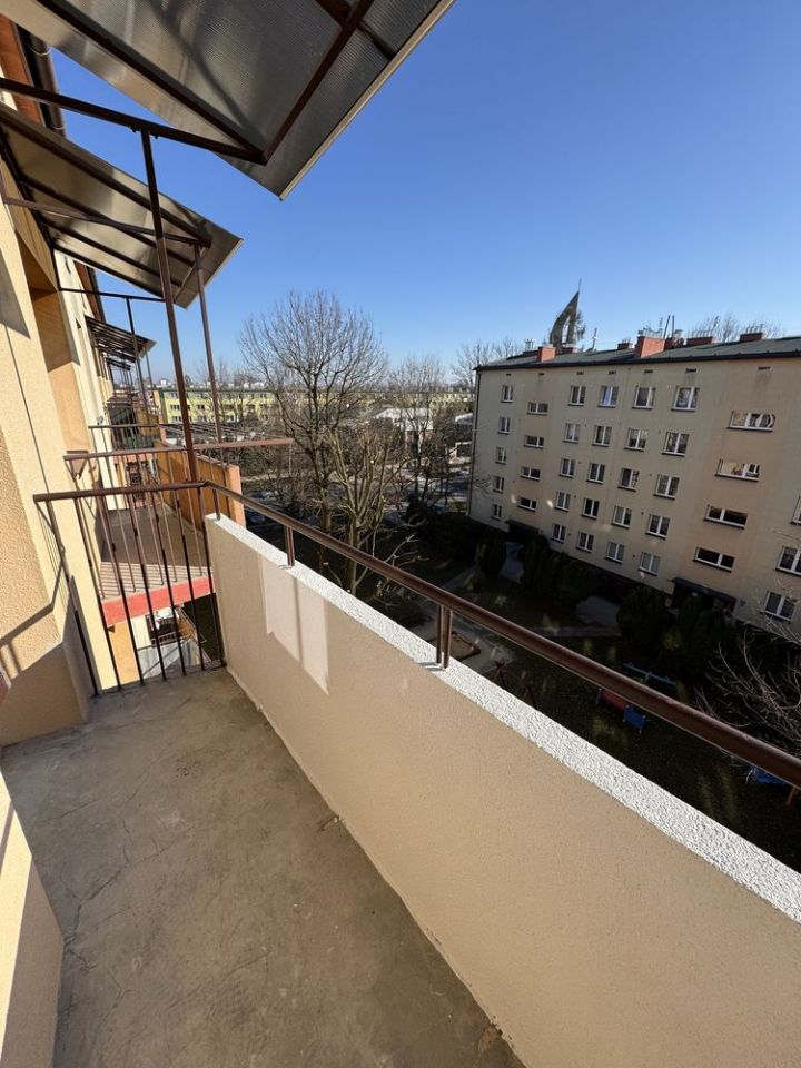 Mieszkanie 3-pokojowe Oświęcim, al. Tysiąclecia. Zdjęcie 2