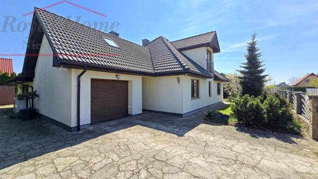 dom wolnostojący, 7 pokoi Żórawina. Zdjęcie 2