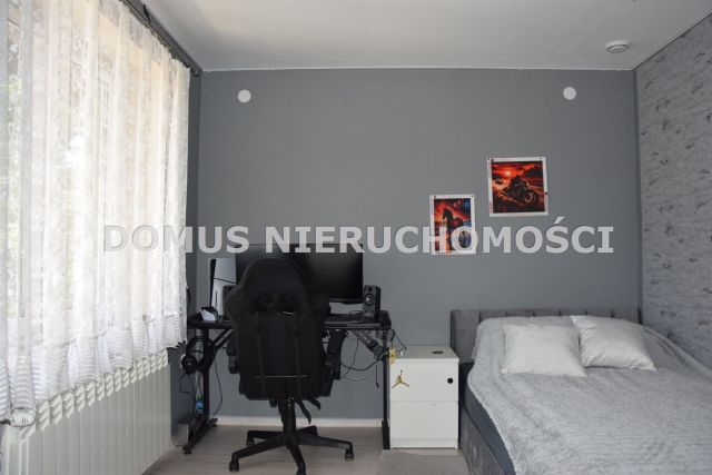 dom wolnostojący, 6 pokoi Brzeziny. Zdjęcie 13