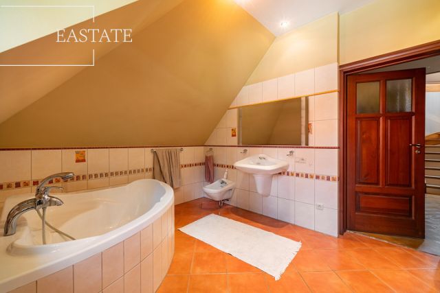 dom wolnostojący, 8 pokoi Warszawa Wawer, ul. Drwali. Zdjęcie 12