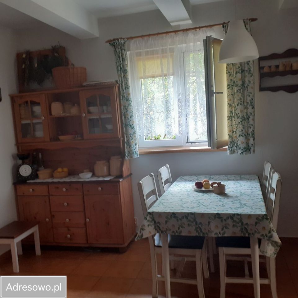 dom wolnostojący, 1 pokój Nienadowa. Zdjęcie 10