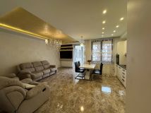 Mieszkanie 3-pokojowe Kraków Dębniki, ul. dr. Jana Piltza. Zdjęcie 1