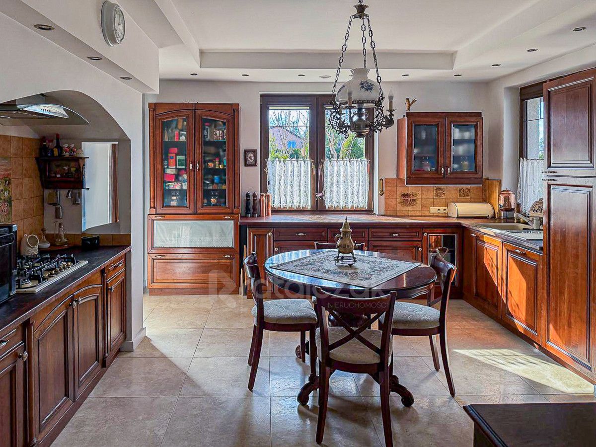 dom wolnostojący, 6 pokoi Kielno. Zdjęcie 5