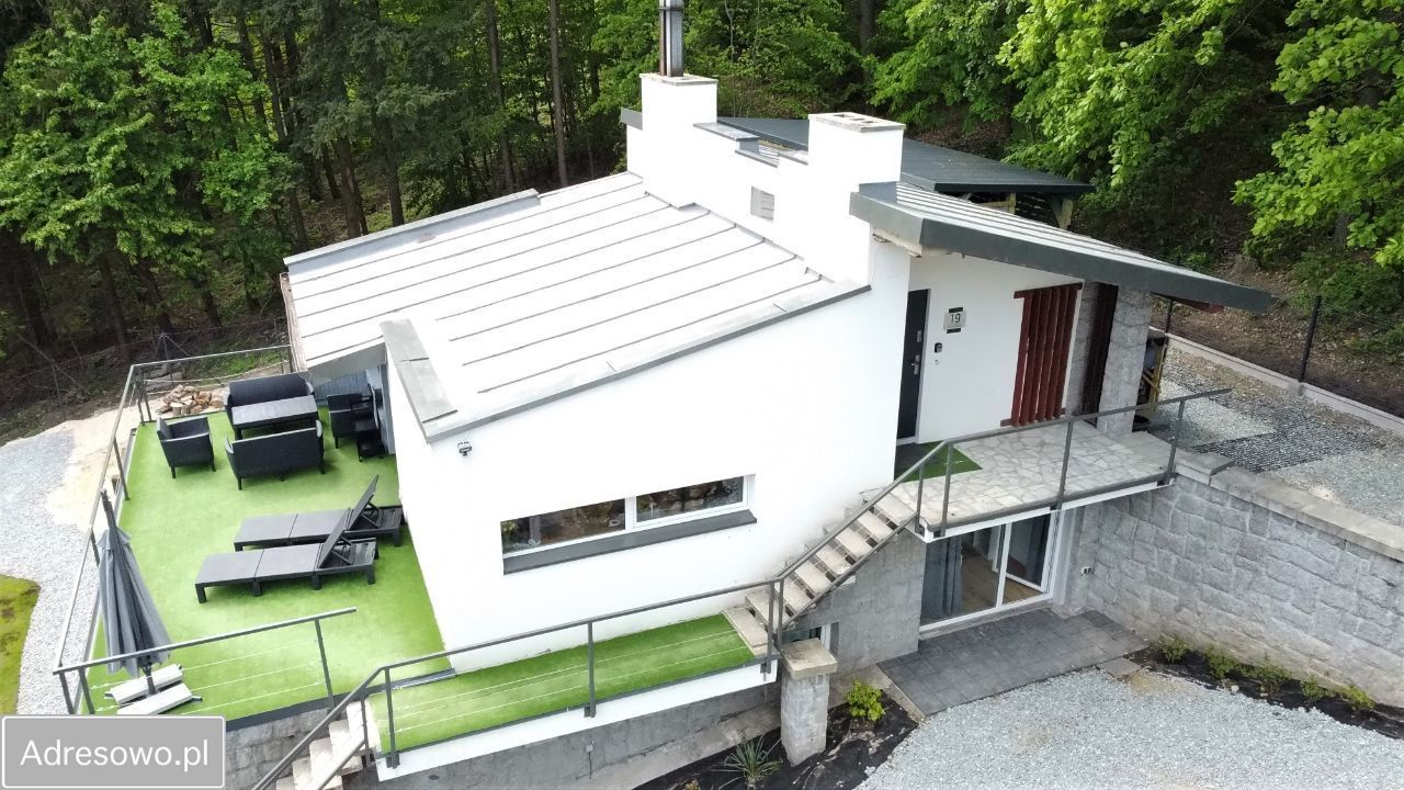 dom wolnostojący, 6 pokoi Strzegomiany. Zdjęcie 20