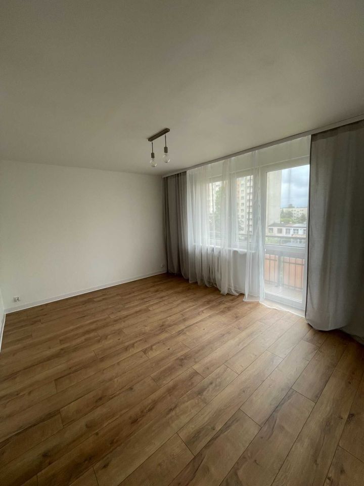 Mieszkanie 3-pokojowe Radom, ul. Osiedlowa