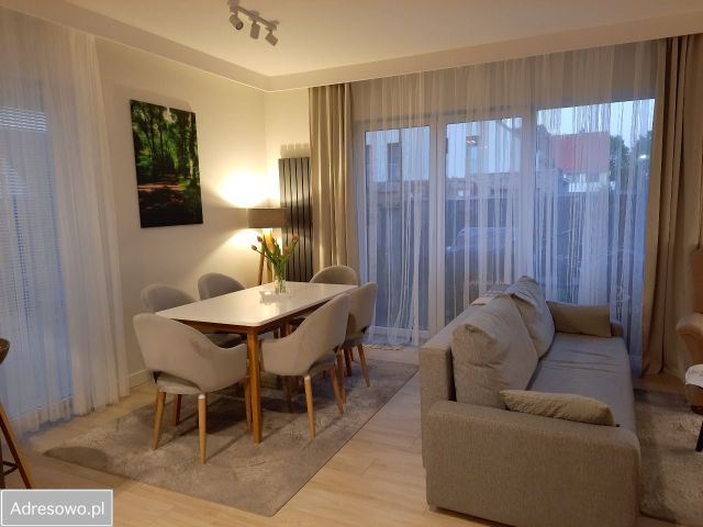 bliźniak, 4 pokoje Wrocław Maślice, ul. Łomżyńska. Zdjęcie 1