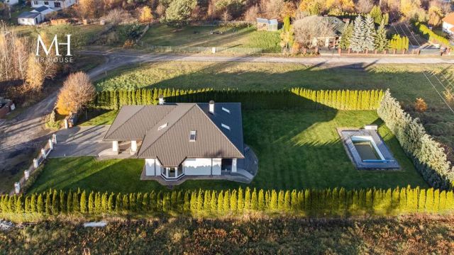 dom wolnostojący, 5 pokoi Pabianice. Zdjęcie 18