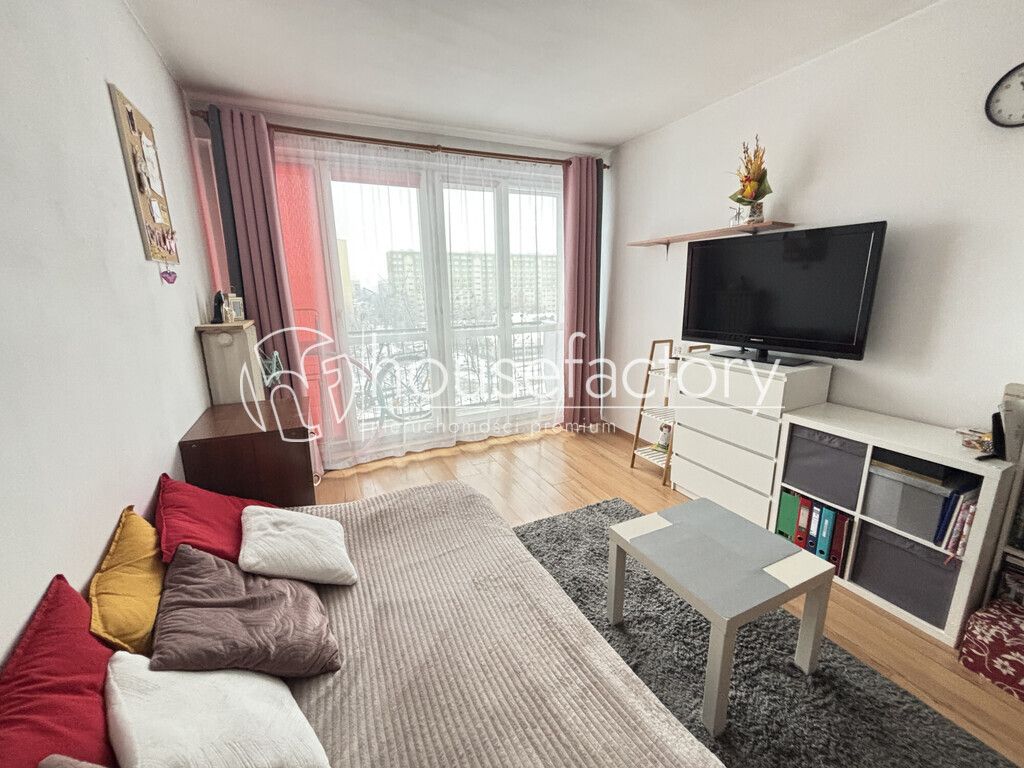 Mieszkanie 3-pokojowe Łódź Dąbrowa, ul. Gersona. Zdjęcie 2