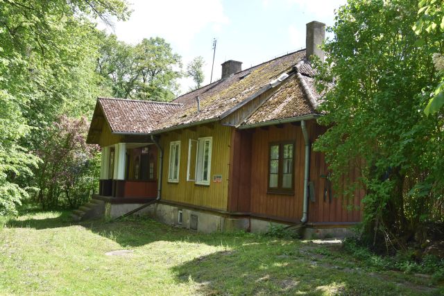 dom wolnostojący, 7 pokoi Tomaszów Mazowiecki Nagórzyce, ul. Starowiejska. Zdjęcie 1