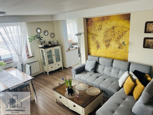 dom szeregowy, 11 pokoi Nikutowo. Zdjęcie 1