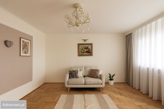 Mieszkanie 3-pokojowe Kraków Mistrzejowice, os. Oświecenia. Zdjęcie 1