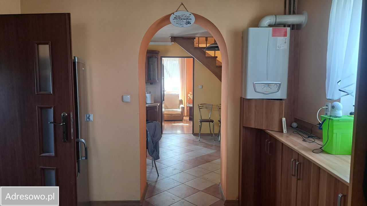 dom wolnostojący, 4 pokoje Regimin, ul. Władysława Oleksiaka. Zdjęcie 10