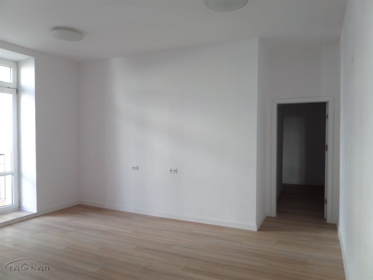 Mieszkanie 9-pokojowe Warszawa Praga-Północ, ul. Kępna. Zdjęcie 2