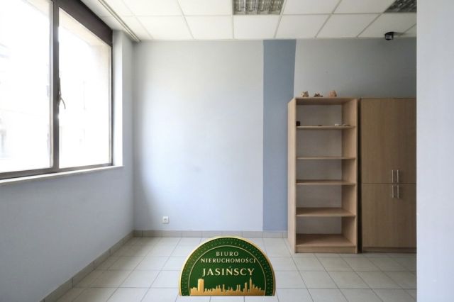 Lokal Ciechanów, ul. 11 Pułku Ułanów Legionowych. Zdjęcie 3
