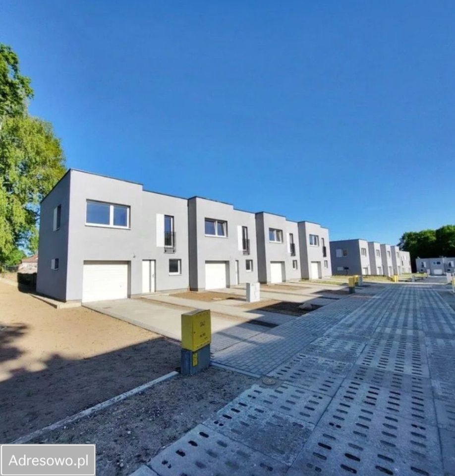 dom szeregowy, 4 pokoje Nowe Bielice. Zdjęcie 9