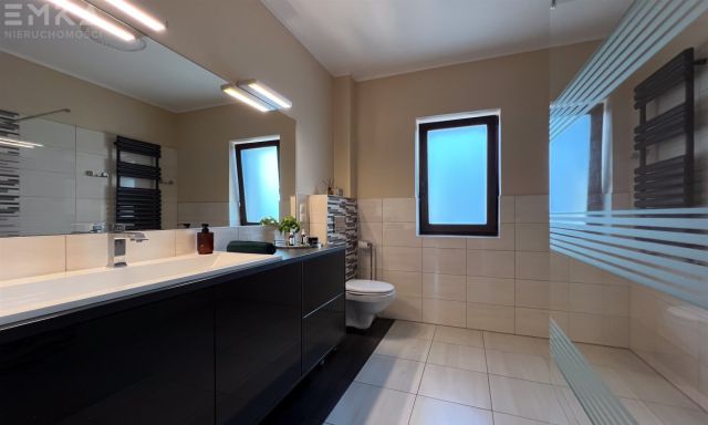 dom wolnostojący, 4 pokoje Podole. Zdjęcie 14