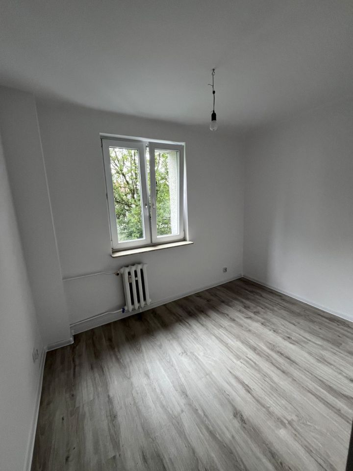 Mieszkanie 3-pokojowe Bytom, ul. Chorzowska. Zdjęcie 9