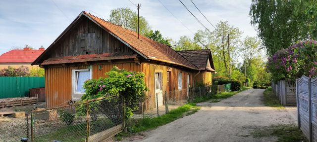 dom wolnostojący, 2 pokoje Otfinów. Zdjęcie 1