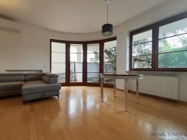 Mieszkanie 3-pokojowe Warszawa Wilanów, ul. Biedronki. Zdjęcie 2