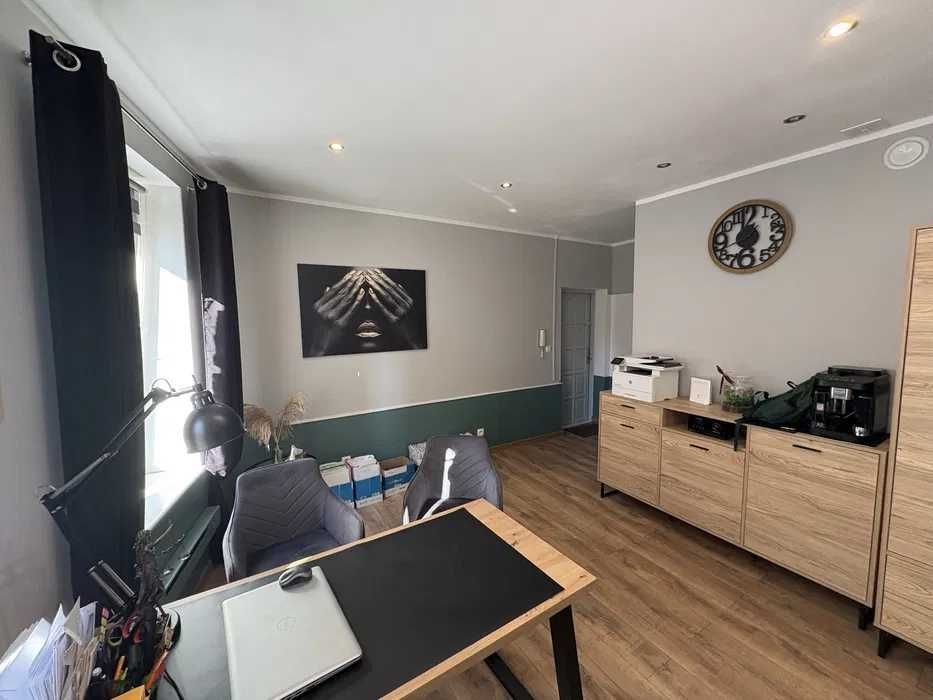 Äripind, 20 m²