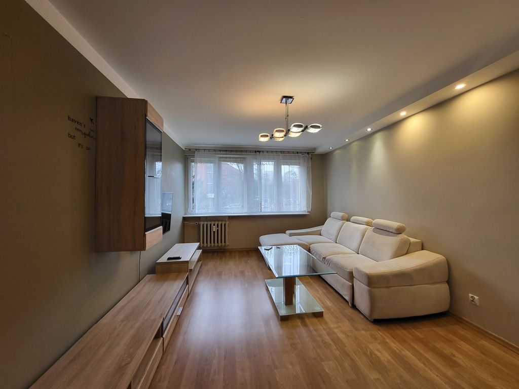 Mieszkanie 2-pokojowe Szczecin Niebuszewo, ul. bł. Wincentego Kadłubka. Zdjęcie 3