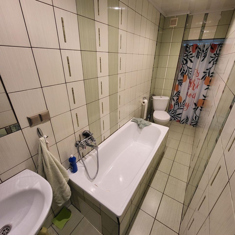 dom wolnostojący, 5 pokoi Bytom Stroszek, ul. Strzelców Bytomskich. Zdjęcie 9